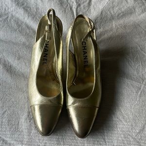 Authentic Chanel vintage slingback heels